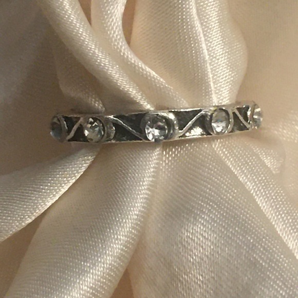 ❤️ 5 for $10 PRICE DROP 
Wrap Around Diamond Ring - Picture 1 of 3